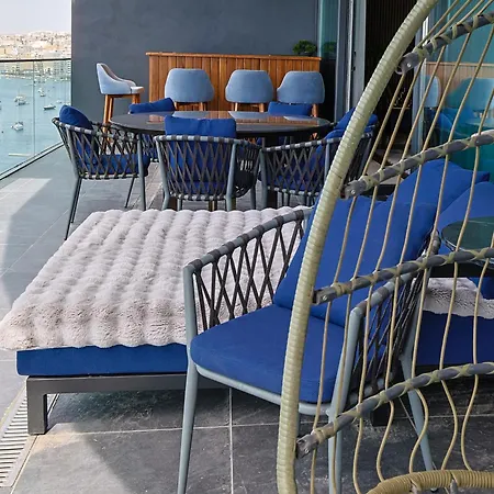 Elegant Luxurious Sea View *