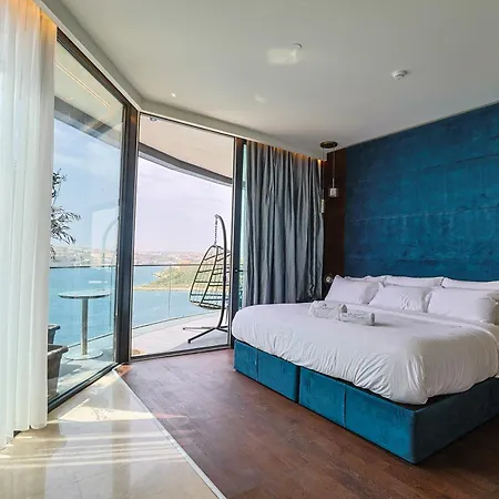Elegant Luxurious Sea View דירה סליאמה